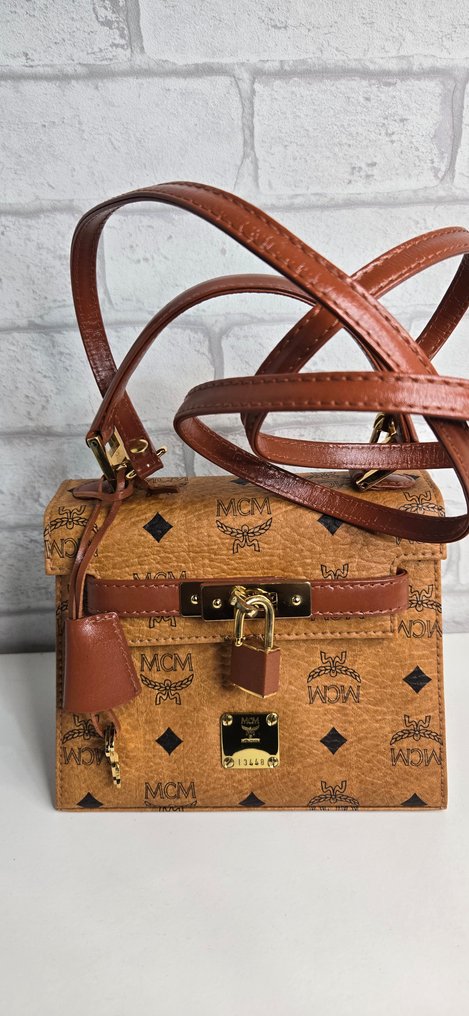 Mcm mini kelly 2025