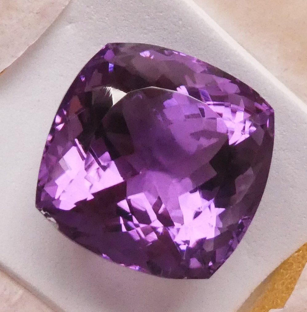 No reserve price Amethyst  - 30.23 ct - Instituto Gemólogico Español (IGE) #3.2