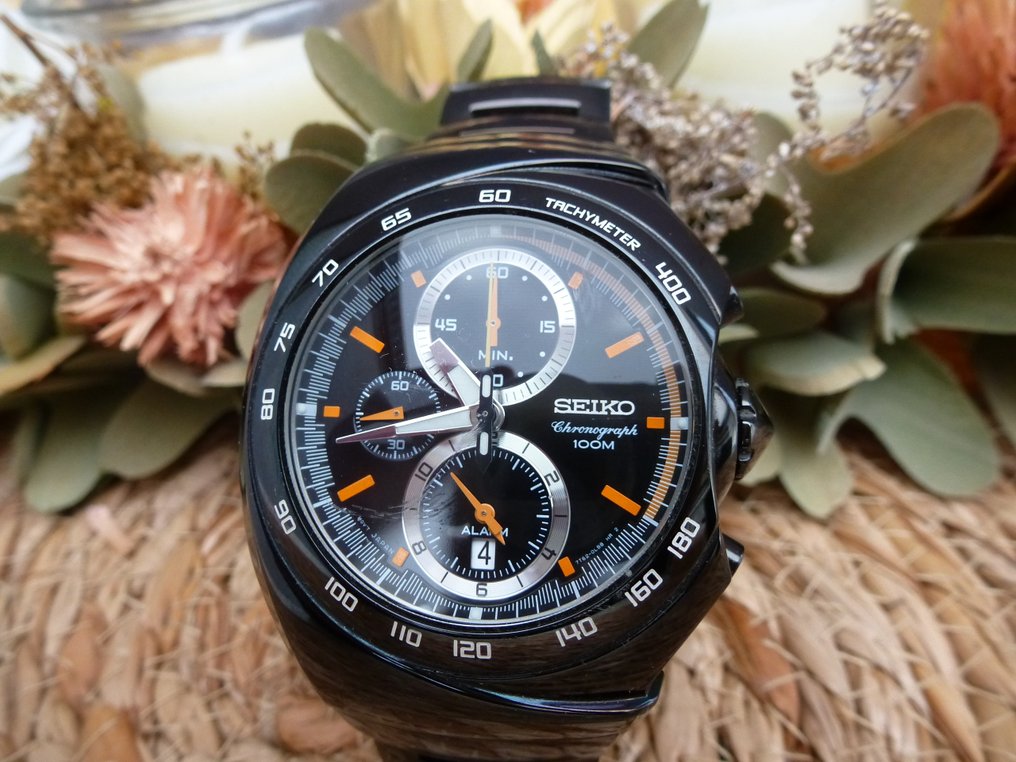 Seiko Batman No Reserve Price JDM 7T62 Rare Asymmetrical Model Men 2011 present auction online Catawiki