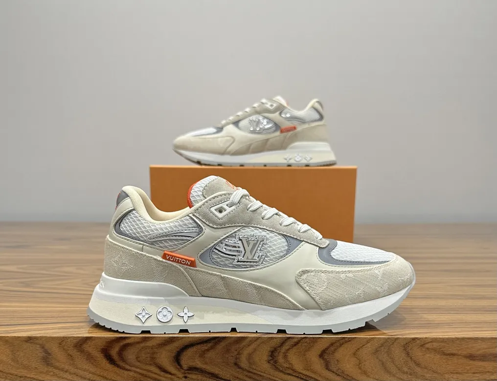 Louis Vuitton - Run Away Bege - Sneakers - Size: EU 41.5, EU 42 #1.1