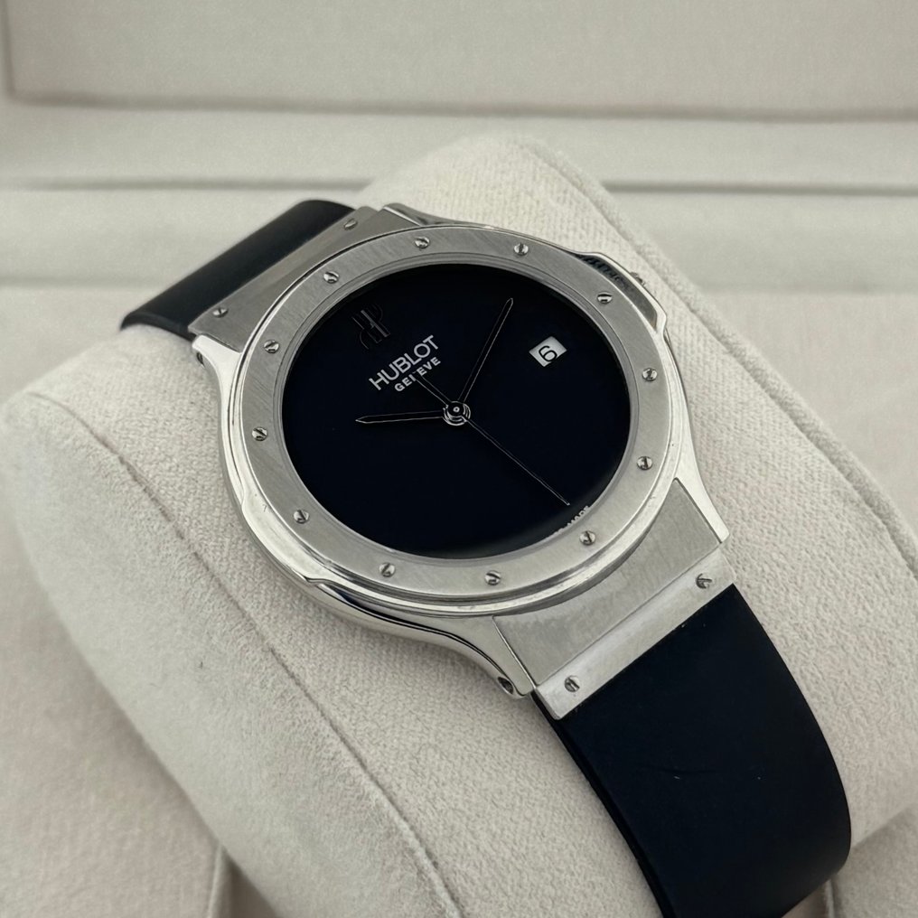Hublot Classic MDM 1521.1 Unisex 2000 2010 auction online Catawiki
