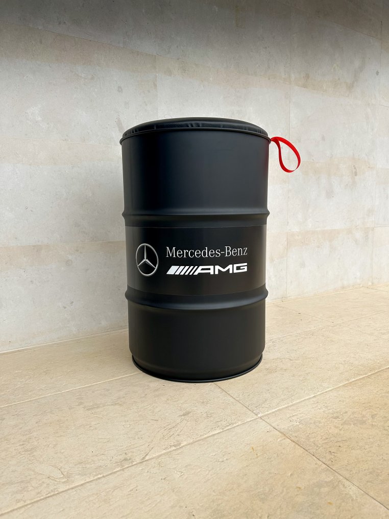 梅赛德斯 AMG 灵感启发的桶椅 - PK Werks #3.2