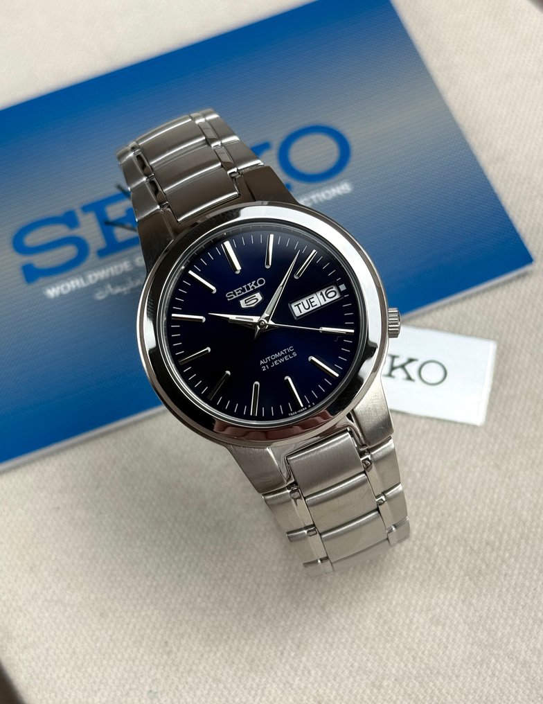Seiko - 5 - Automatic Day Date - Seiko 5 Automatic Day-Date - Ingen mindstepris - SNKA05K1 - Mænd - 2020+  #1.0