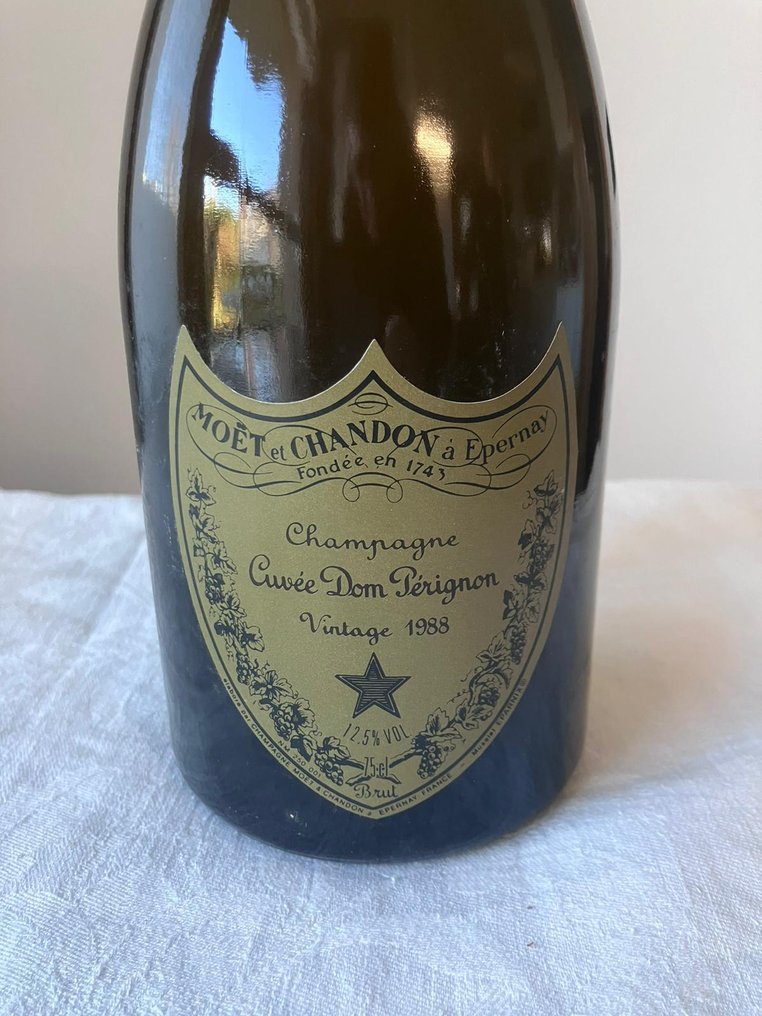 1988 Dom Pérignon - Champagne Brut - 1 Pullo (0.75L) #2.1