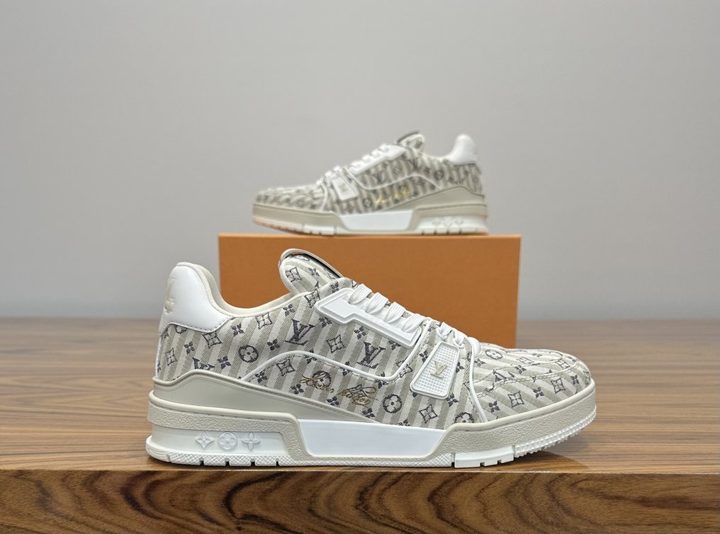 Louis Vuitton - LV Trainer Beige Stripe Monogram - Zapatillas deportivas - Tamaño: EU 41.5 #1.1