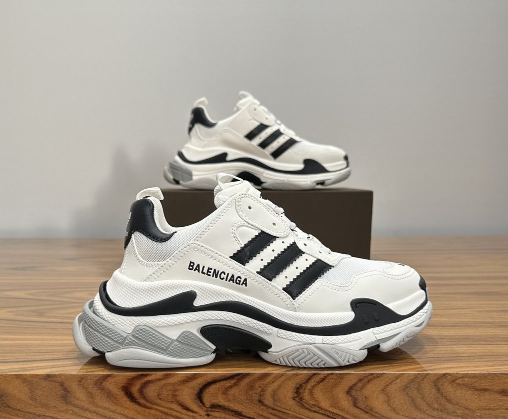 Balenciaga Balenciaga x Adidas Triple S Sneakers Size EU 41 EU 42 auction online Catawiki