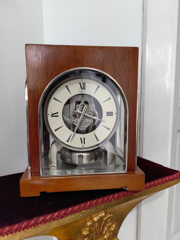 Atmos clock Jaeger LeCoultre Oak 1970 1980 auction online Catawiki