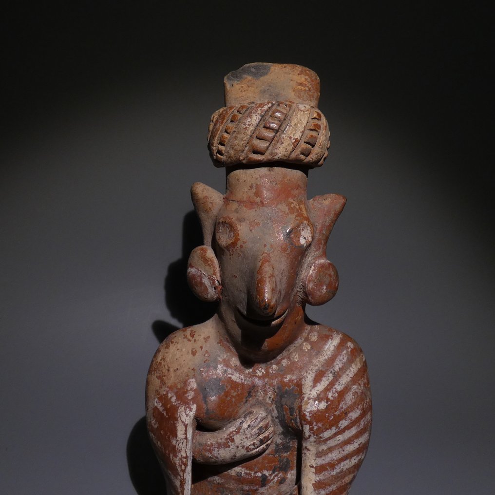 纳亚里特,墨西哥西海岸,公元前100年 - 公元200年 Terracotta 图形。17厘米高。颜色漂亮。西班牙进口许可证。 #2.1