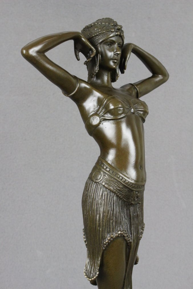 after Demetre Chiparus - Sculpture, Scarab Dancer - 3,2 kg - 50 cm - Patinated bronze #4.3