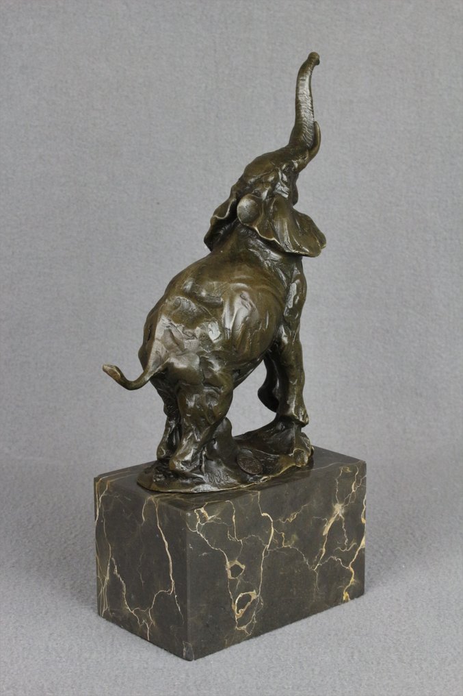 Milo (1910-1978) - 雕刻, Elephant - 3,5 kg - 30 cm - 銅綠青銅 #4.3