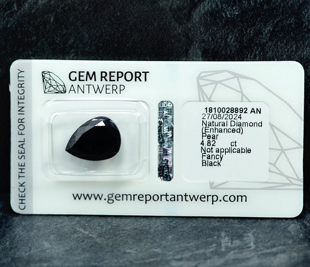 1 pcs Diamant  (Fargebehandlet)  - 4.82 ct - Ikke spesifisert i lab-rapport - Edelstensrapport Antwerpen (GRA) #1.0