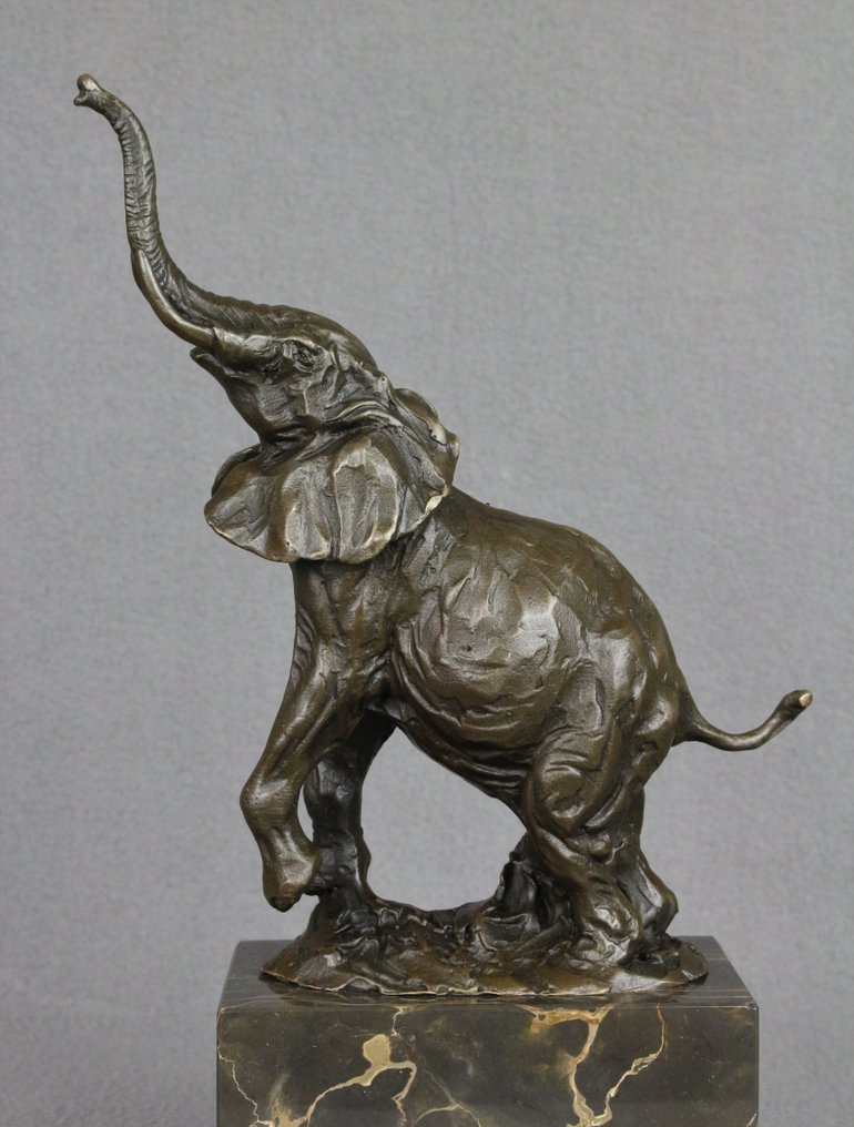 Milo (1910-1978) - 雕刻, Elephant - 3,5 kg - 30 cm - 銅綠青銅 #2.1