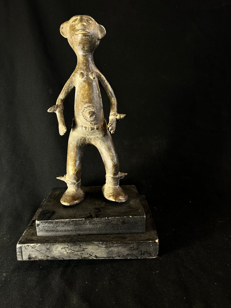 Ejemplo - Nigeria  (Sin precio de reserva) #1.0