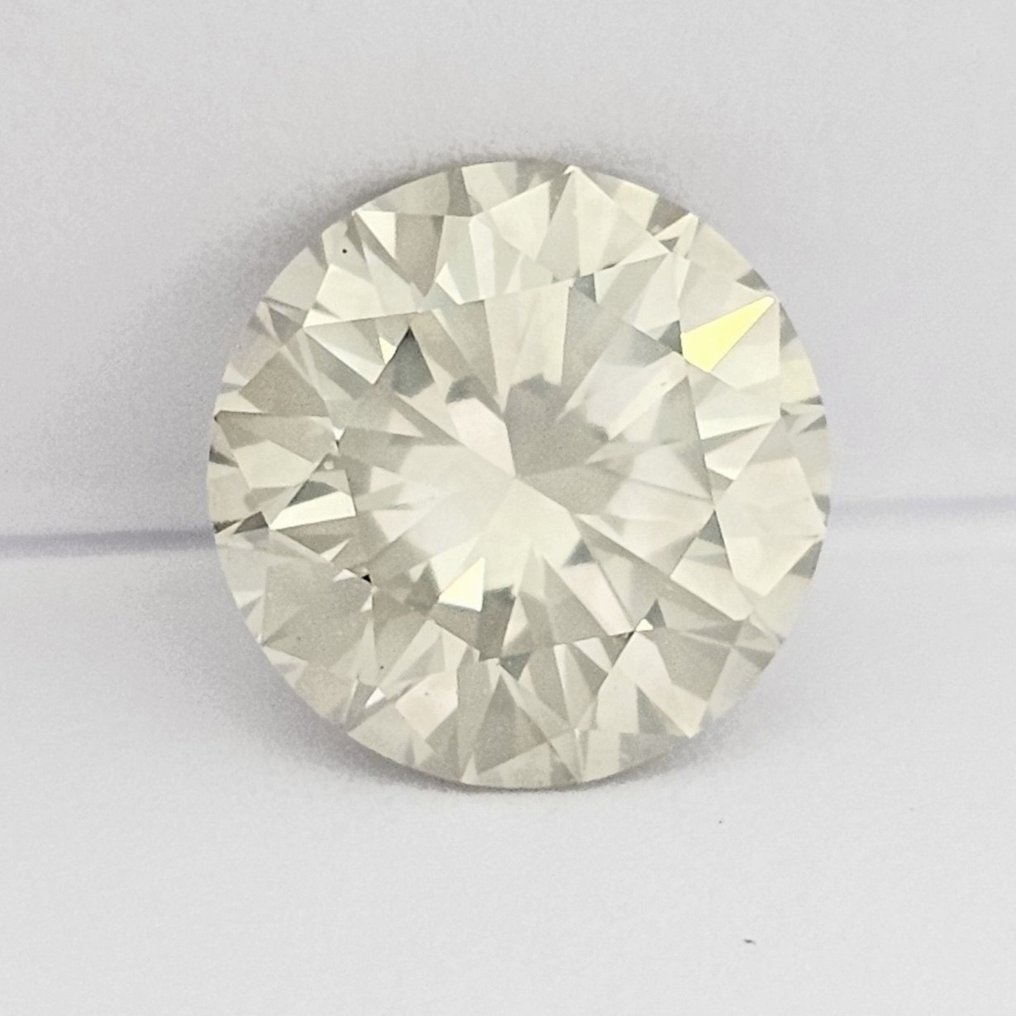 鑽石 - 2.09 ct - 圓形, GIA 認證 - M(微黃色、但仍擁有光芒和耀彩，) - SI2 #1.2