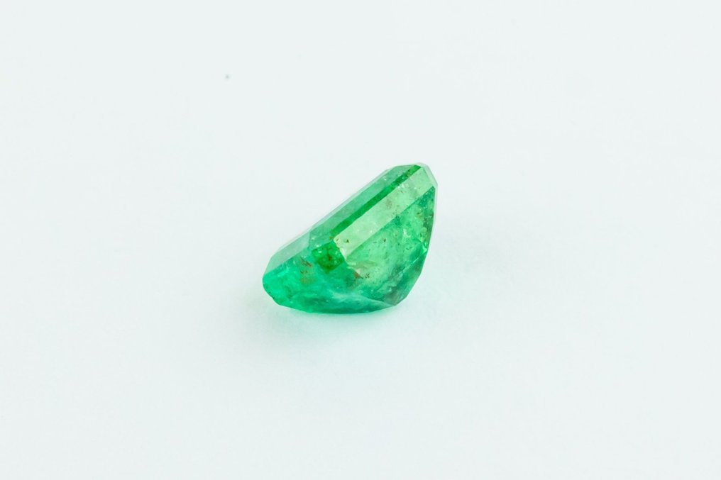 Groen Smaragd - 2.40 ct #3.2