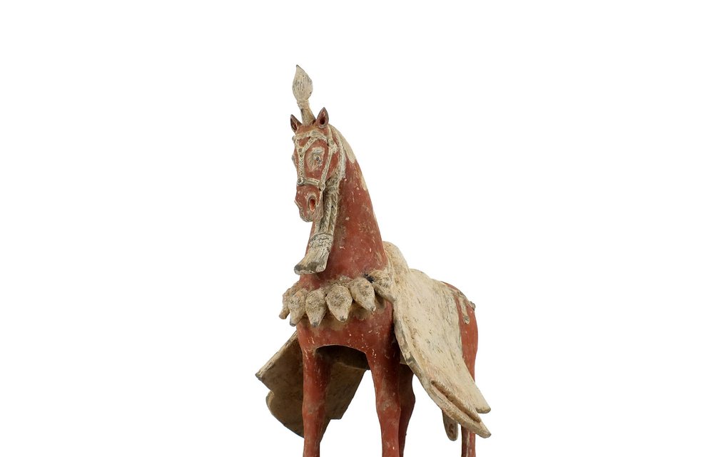 Północna dynastia Wei (386-534) Terakota Wspaniała malowana szara ceramika przedstawiająca konia w czapce, z testem TL - 38 cm #1.1