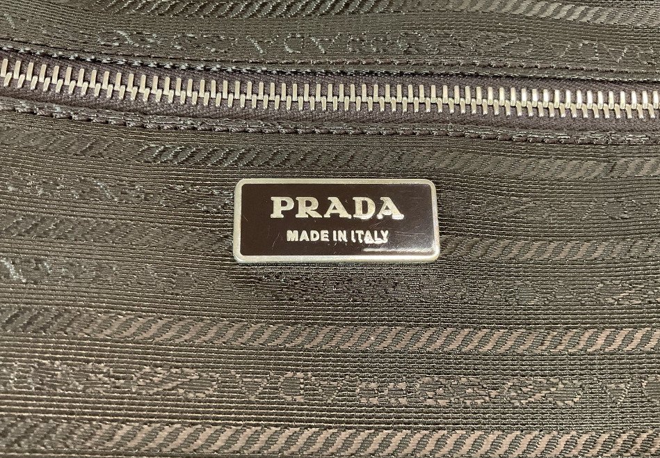 Prada - Travel trunk #3.2