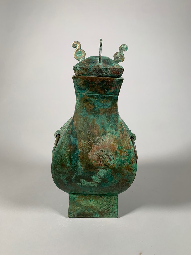 Bronze Altes Chinesisch – Han-Dynastie – „Hu“-Vase mit Deckel – ca. 206 v. Chr. – 220 n. Chr - 34 cm #2.1