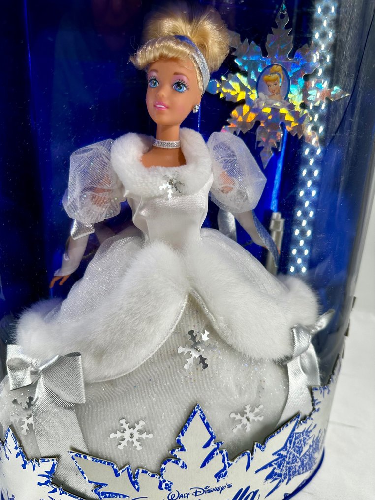 Mattel Barbie doll Disney Holiday Princess Cinderella 1996 U.S. auction online Catawiki