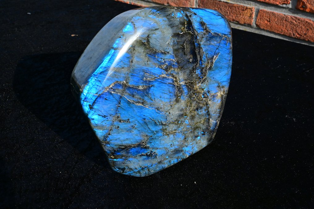 第一顶级非常强烈的蓝色拉布拉多石 磨光 - 高度: 20 cm - 宽度: 19 cm- 4.4 kg #2.1