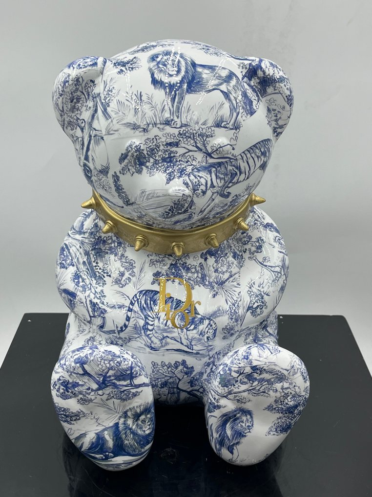 Naor - Bear Dior pop art #3.2