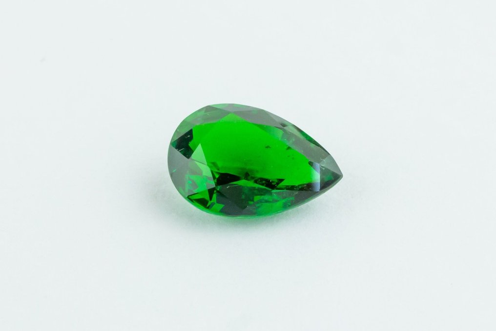 绿色 沙弗莱石  - 3.27 ct - Bellerophon 宝石实验室 #2.1