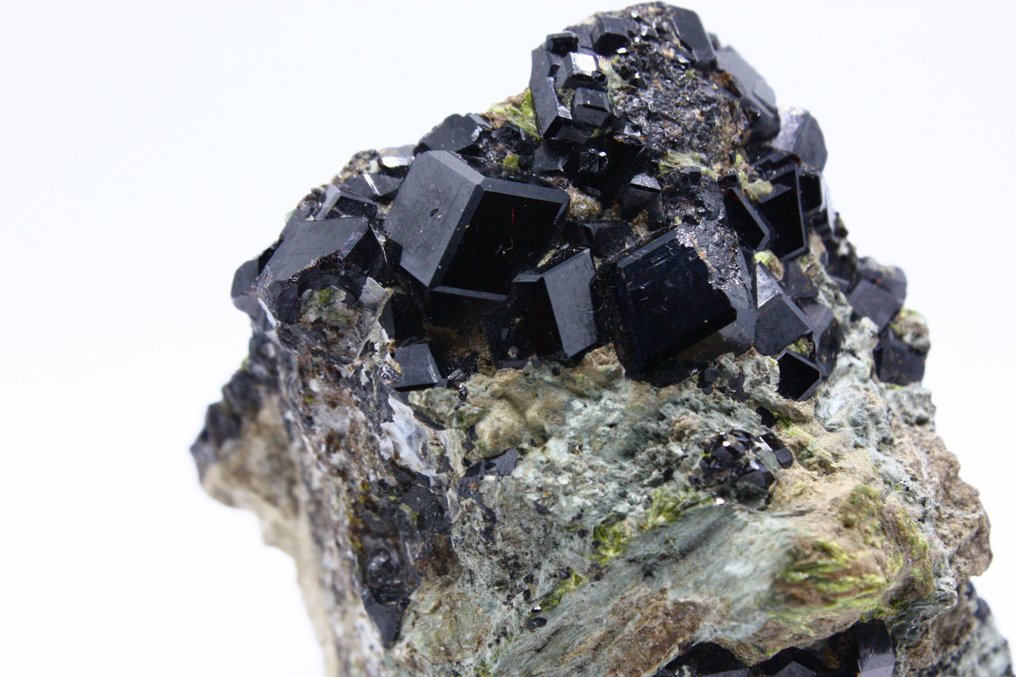 Cassiterite Crystals on matrix - Height: 45 mm - Width: 45 mm- 199 g - (1) #1.0