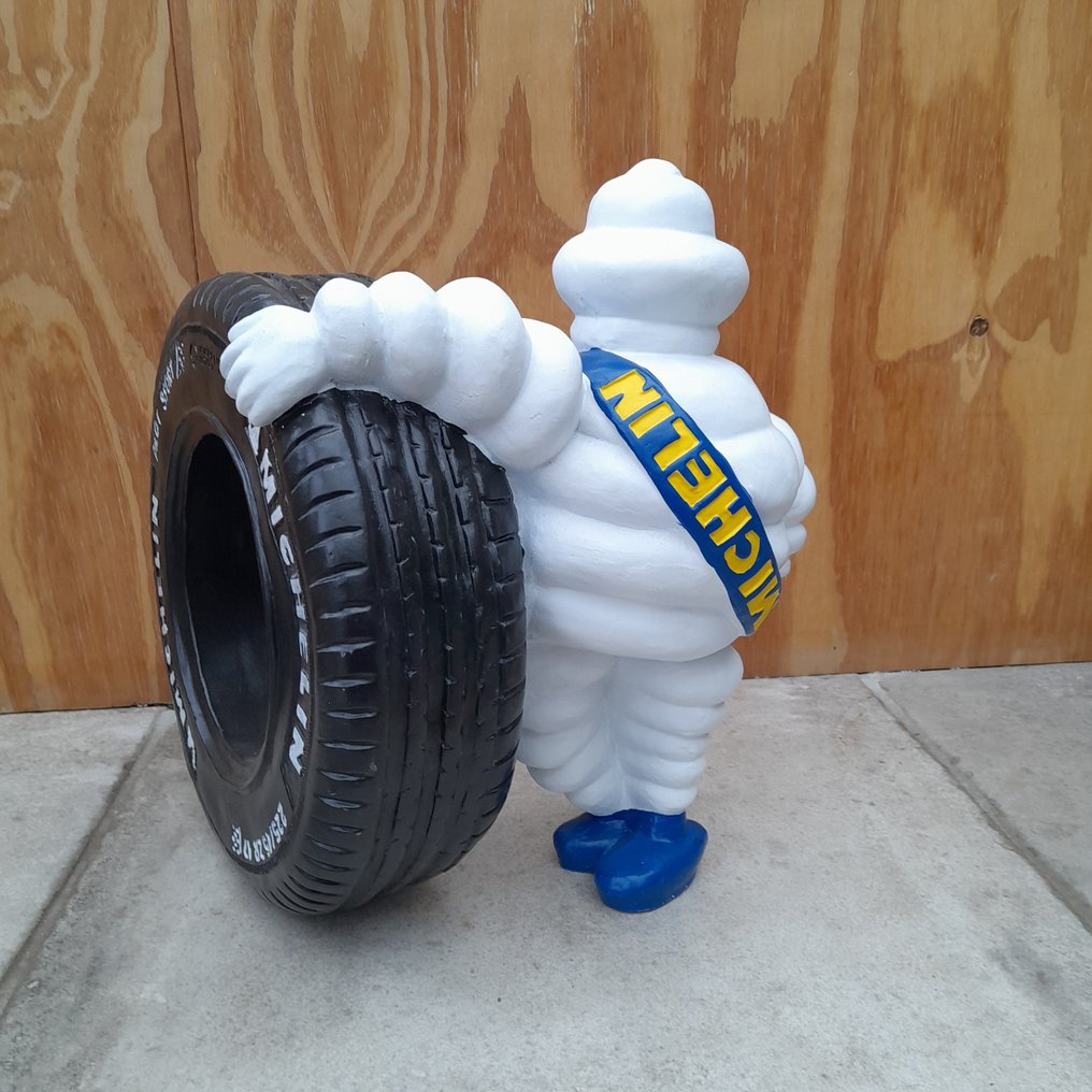 Figurka reklamowa - żywica sztuczna - 2020+ #1.0