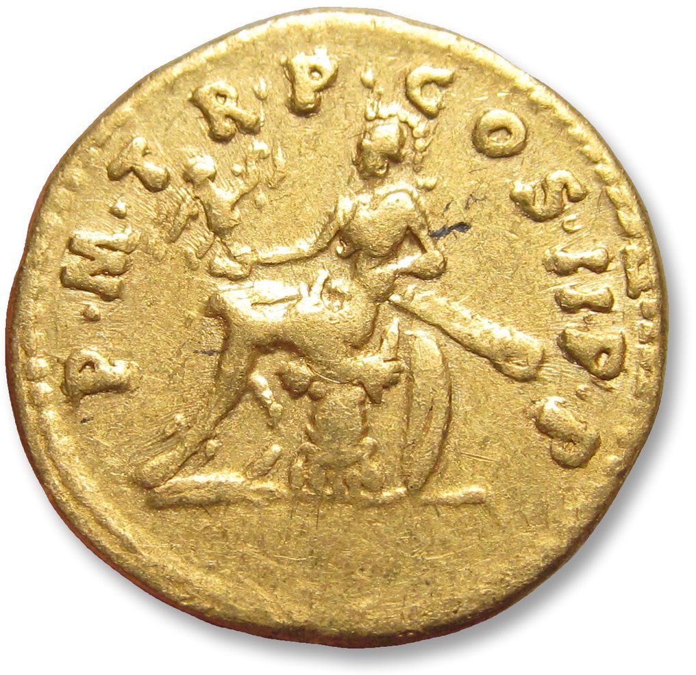 Romerska riket. Trajan (AD 98-117). Aureus Rome mint 98-99 A.D. - Roma seated left - scarcer type #1.2