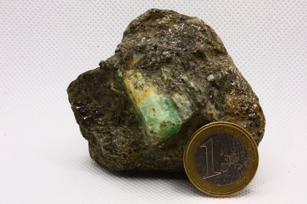 Smaragd Kristálymátrix - Magasság: 35 mm - Szélesség: 63 mm- 113 g - (1) #3.2