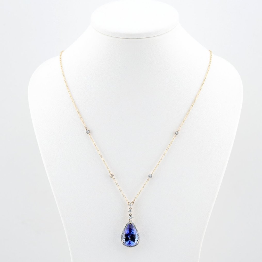 (GIA Certified) - (Tanzanite) 7.47 Ct - (Diamond) 0.44 Cts (39) Pcs - 14 kt. Bicolour - Necklace with pendant #2.1
