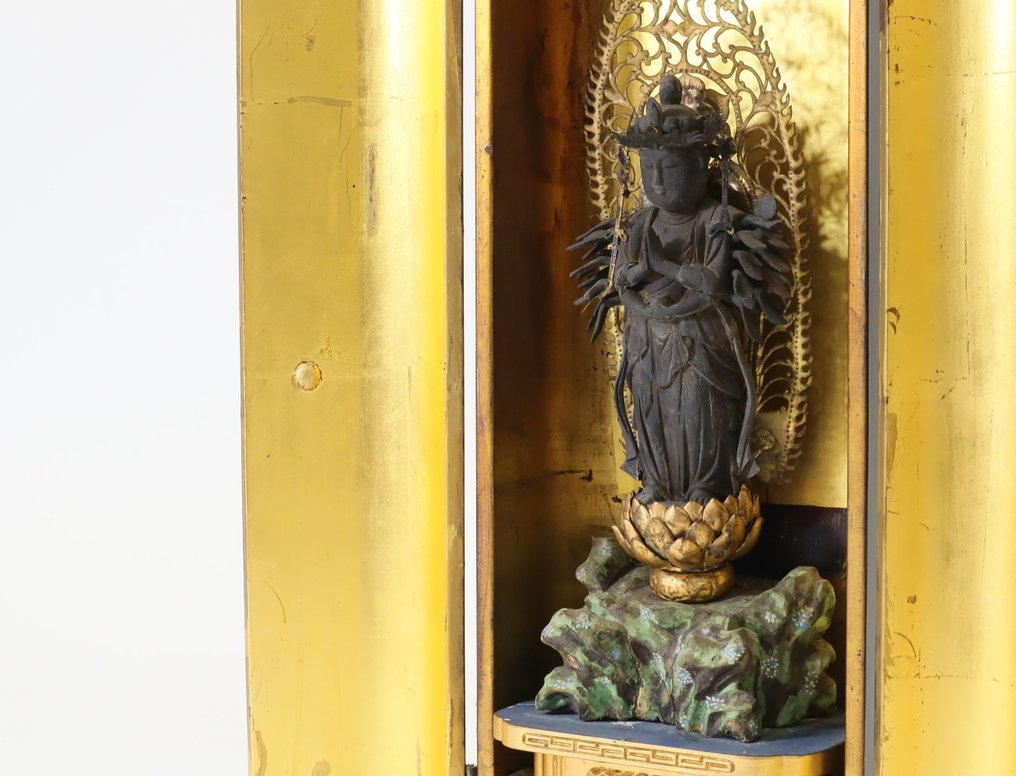 Senju Kannon 千手観音 (Thousand-Armed Avalokiteshvara) in Zushi Altar Cabinet - Træ - Japan - Edo-perioden (1600-1868) #2.1