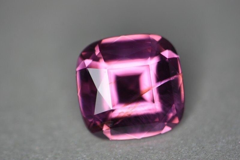 粉色 尖晶石 - 3.65 ct #1.1