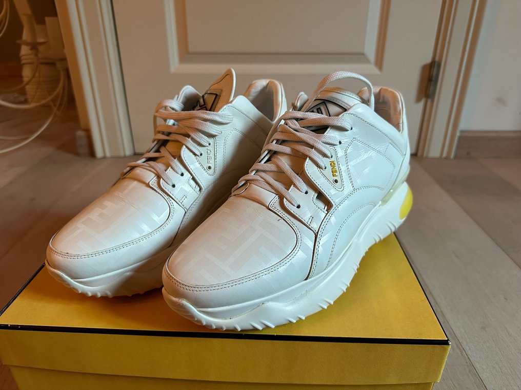 Fendi - Παντόφλες - Mέγεθος: EU 42.5 #1.0