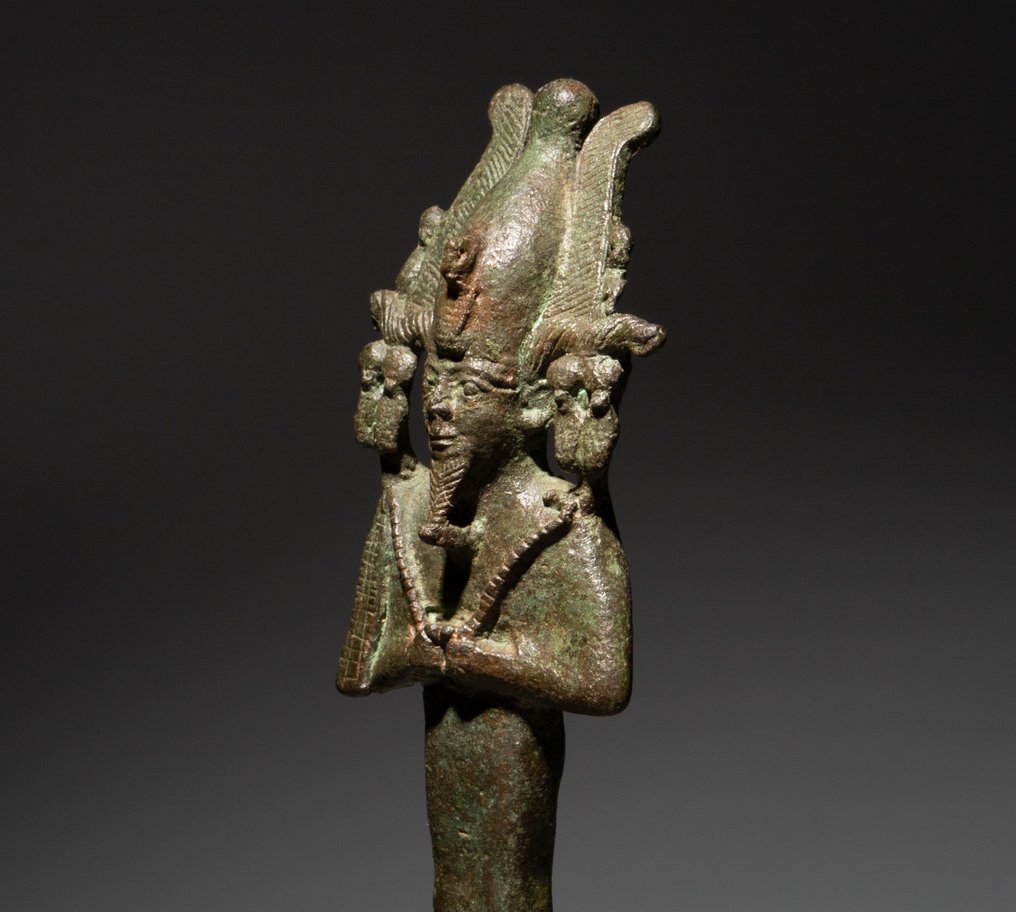 Muinainen Egypti Pronssi Todella kaunis Osiris-figuuri. Myöhäinen ajanjakso, 664 - 332 eaa. 17 cm H. Espanjan vientilupa. #3.2