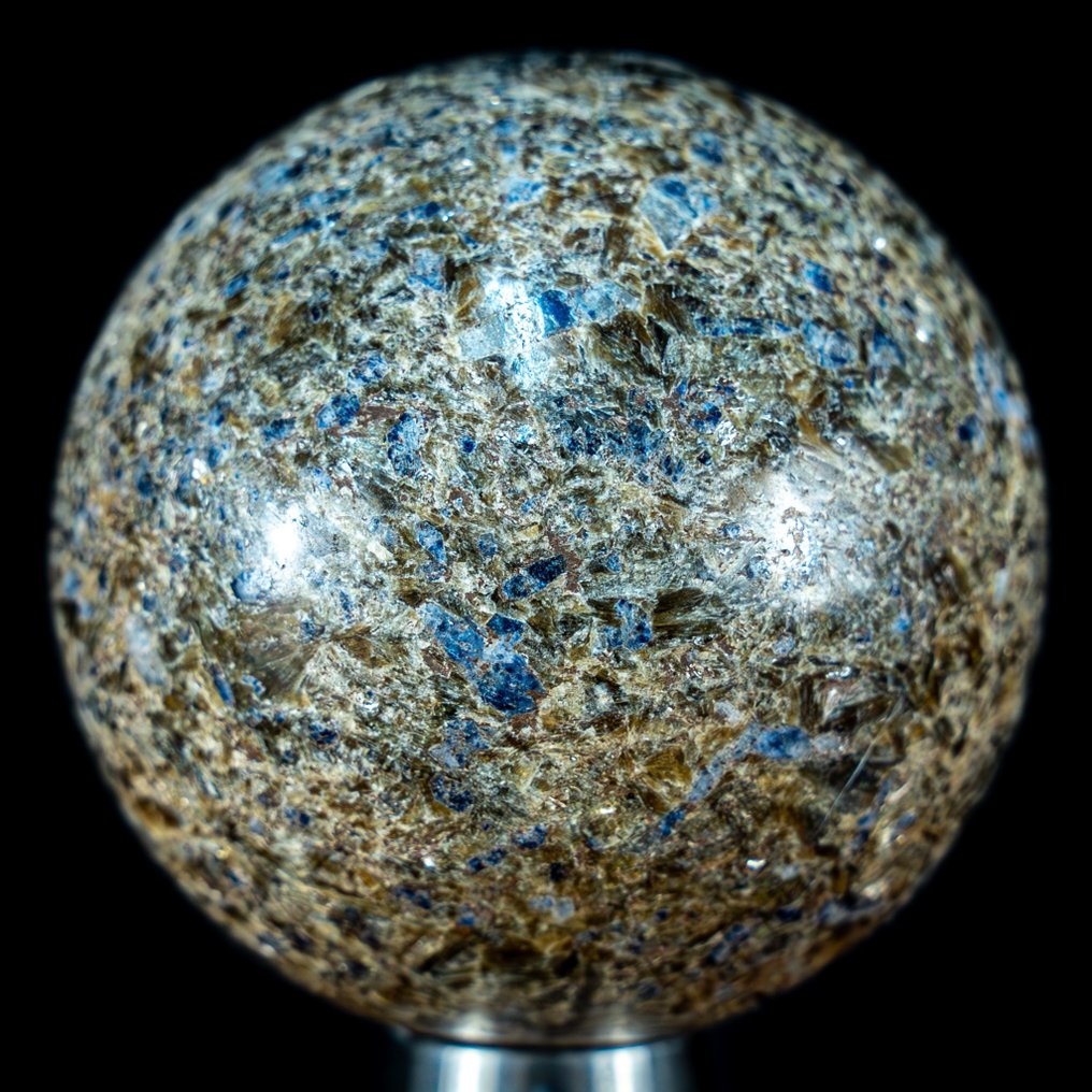 深蓝色云母蓝宝石水晶 来自肯尼亚的未经处理球体，1904.85 克拉- 380.97 g #1.1