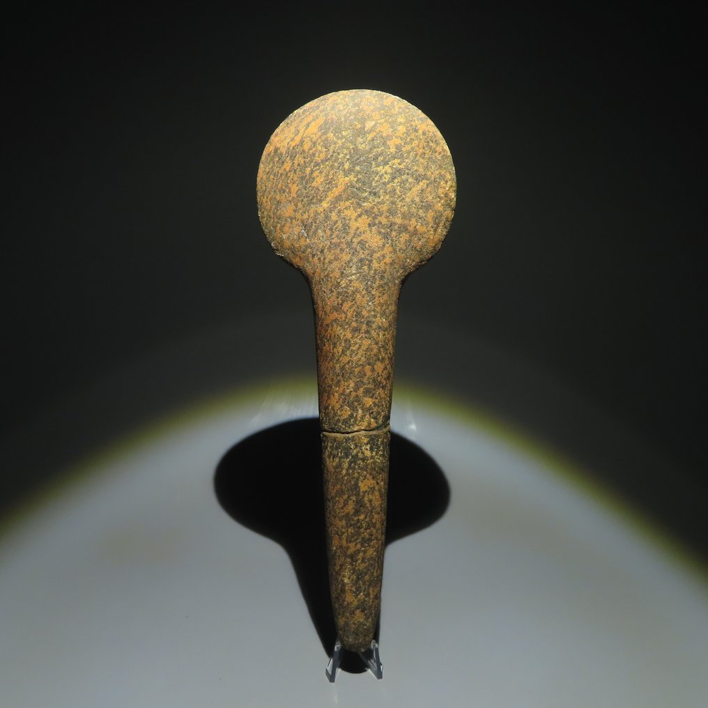 Neolitisk, amerikanske indfødte Sten Lugning af "spud". ca. 2000 f.Kr. 18,5 cm H. #1.1