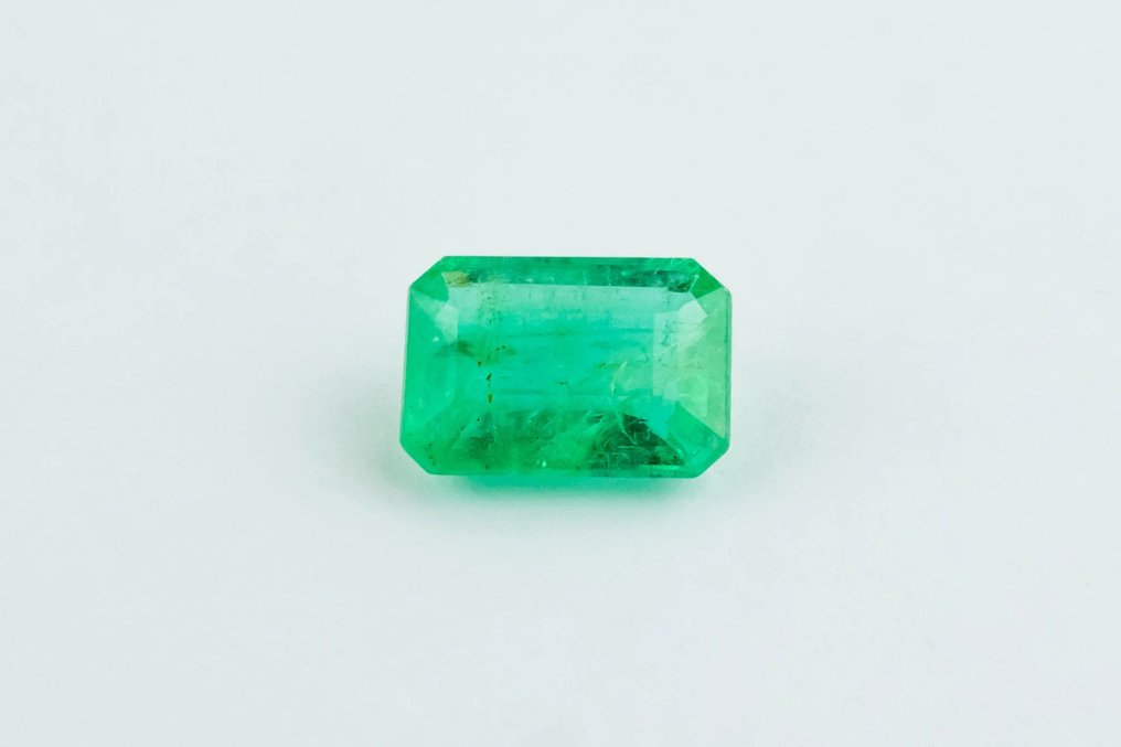 Vihreä Smaragdi - 3.29 ct #1.1