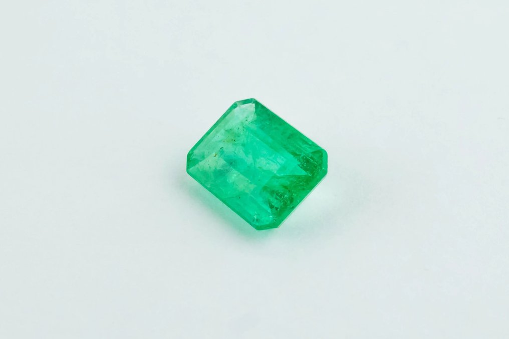 Vihreä Smaragdi - 3.29 ct #2.1