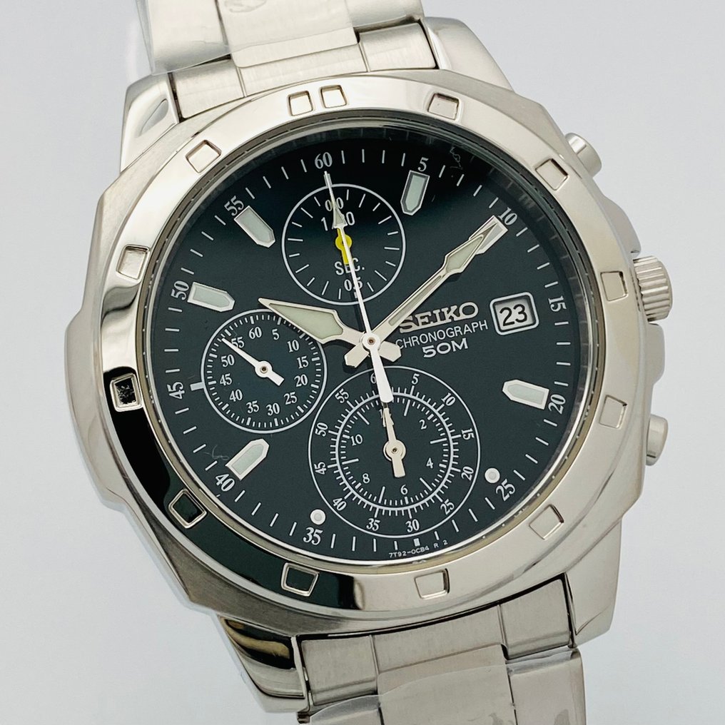 Seiko - Chronograph Green Dial 50m. Date - 没有保留价 - 男士 - 2020年及之后  #1.0