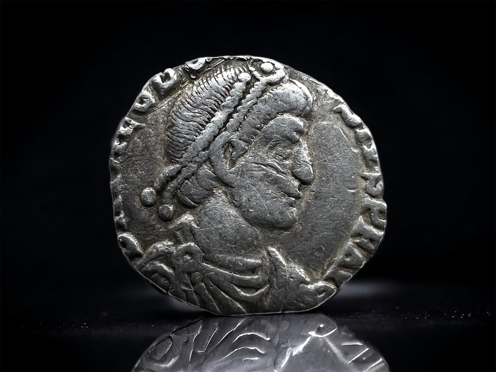 Império Romano. Teodósio I (379-395 d.C.). Siliqua Treveri (Trier)? AD 383-388 #3.1