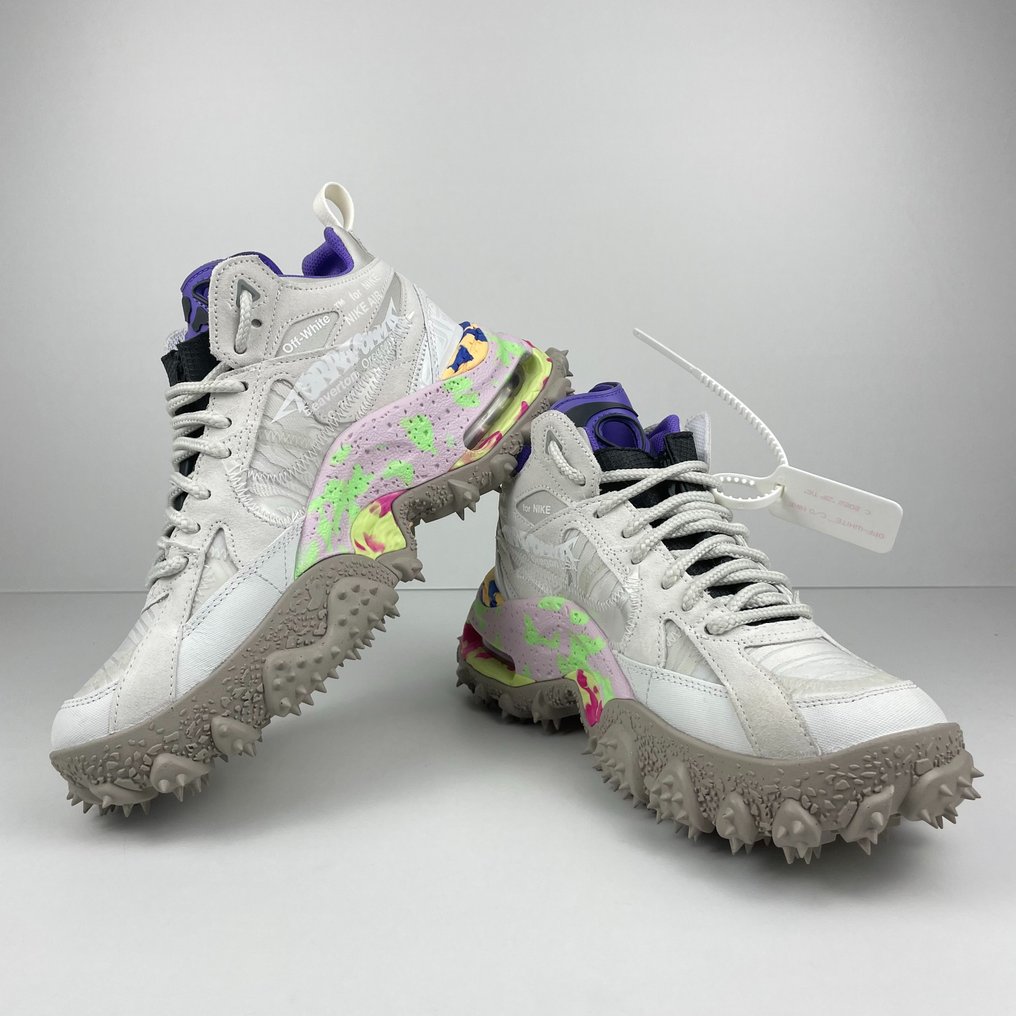 Nike - Sneakers - Maat: Shoes / EU 41 #1.1