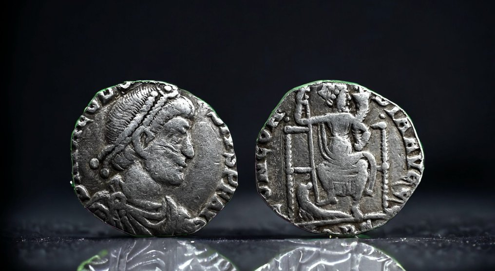 Romerska riket. Theodosius I (AD 379-395). Siliqua Treveri (Trier)? AD 383-388 #1.1