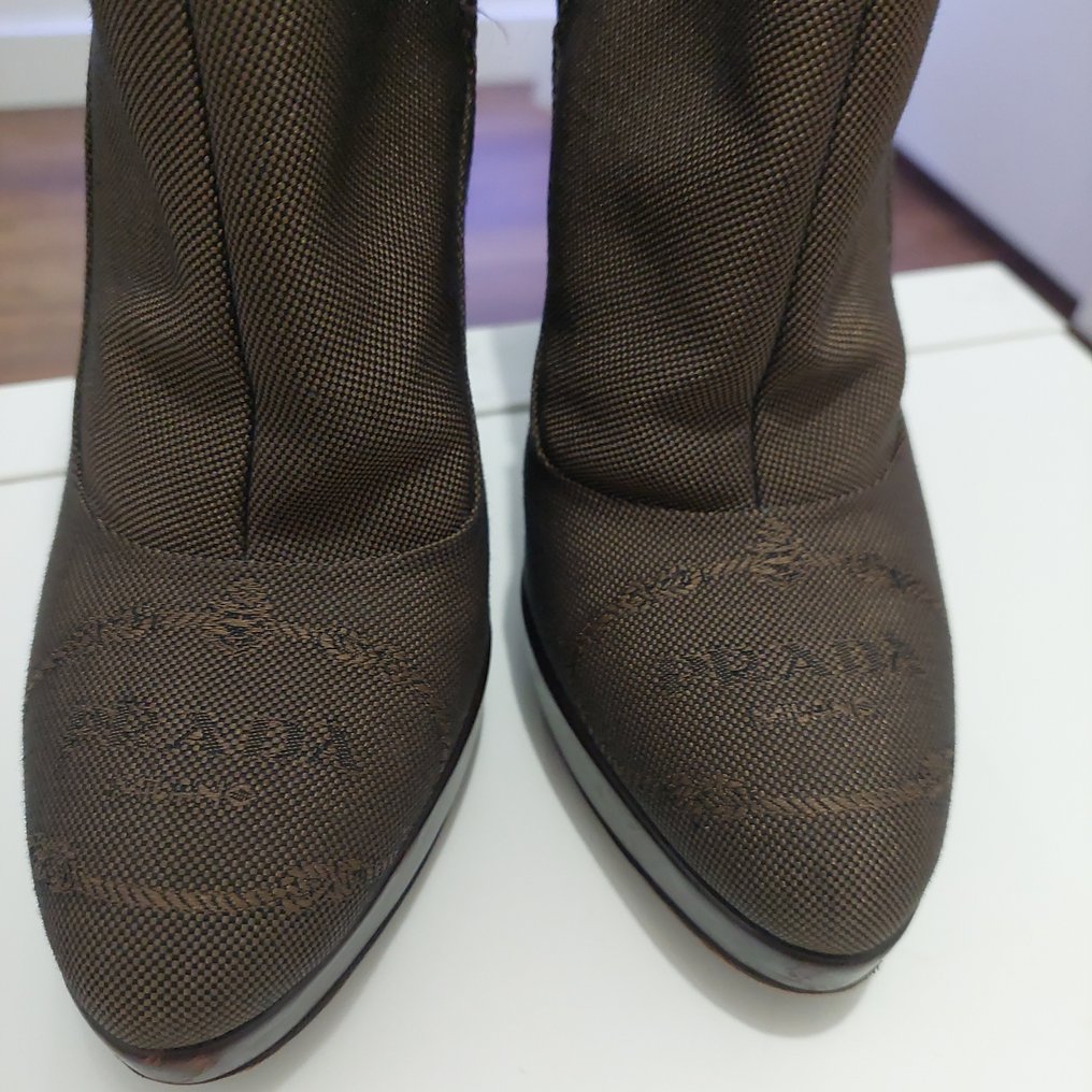 Prada - Bottes - Taille : Shoes / EU 38 #2.1