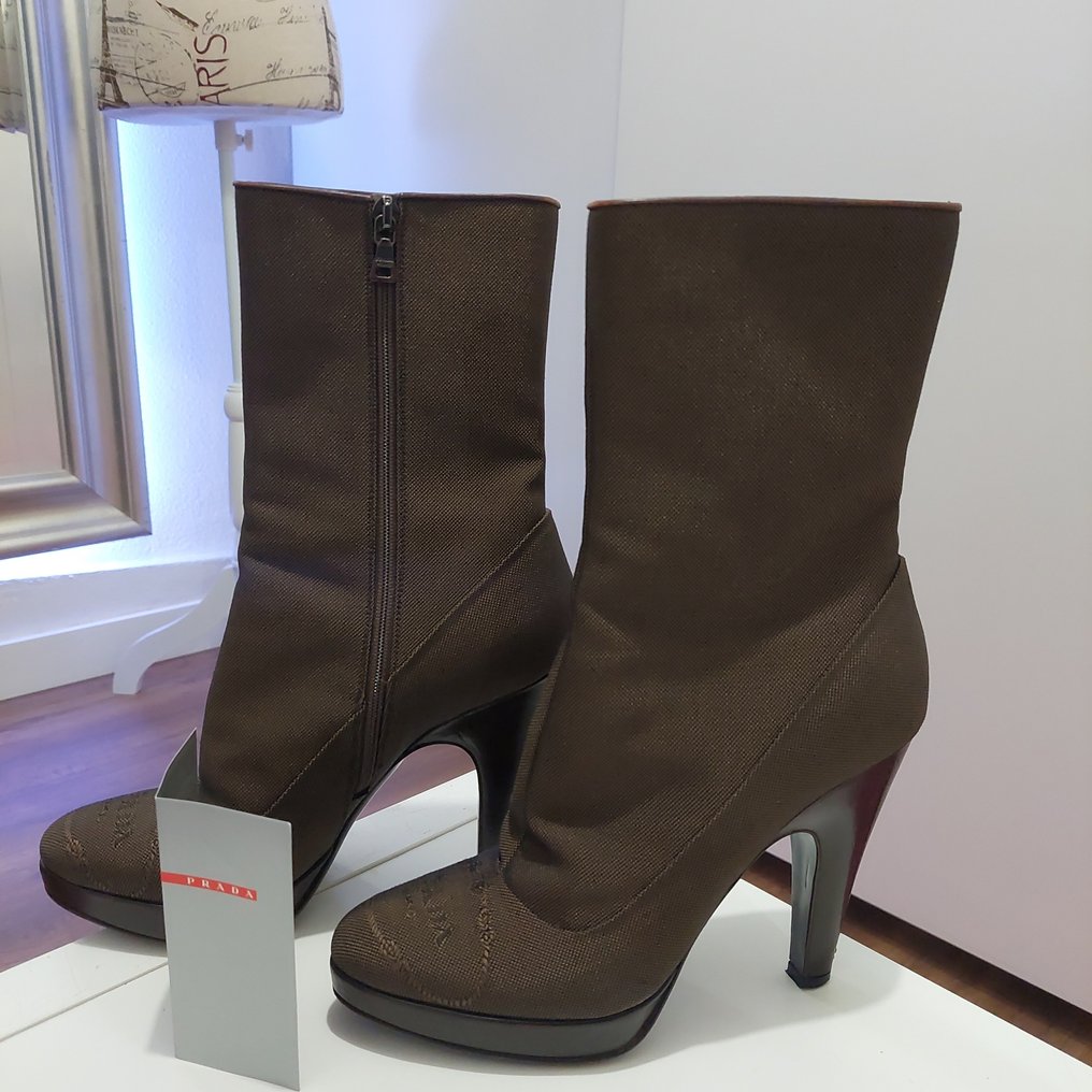 Prada - Boots - Size: Shoes / EU 38 #1.1
