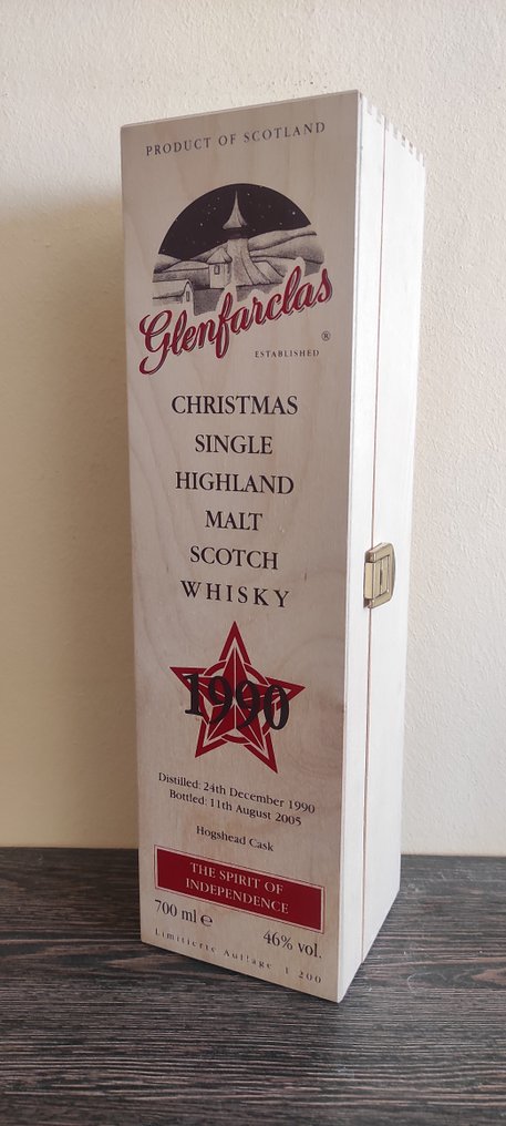 Glenfarclas 1990 - Christmas Edition - Original bottling  - b. 2005  - 700 ml  #2.1