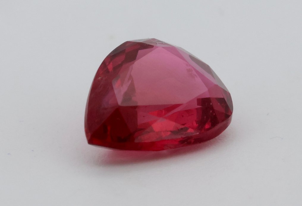 Red Spinel - 2.27 ct #3.1