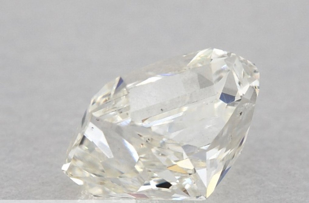1 pcs Diamant  (Natur)  - 0.80 ct - Radiant - H - SI1 - International Gemological Institute (IGI) #2.2