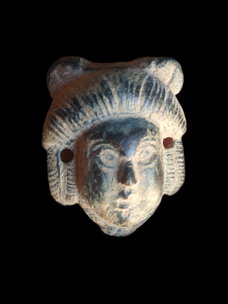 Romain antique applique représentant un visage de femme Amulette  (Sans Prix de Réserve) #3.2