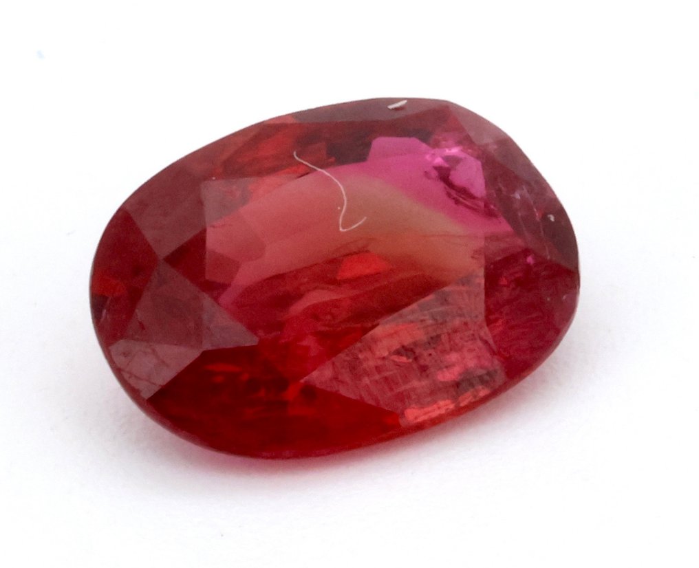 Rot Spinell - 1.36 ct #2.1